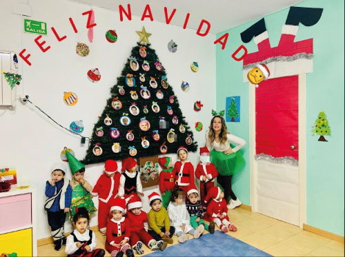 navidad-niños-en-el-arbol-ludus-guarderia